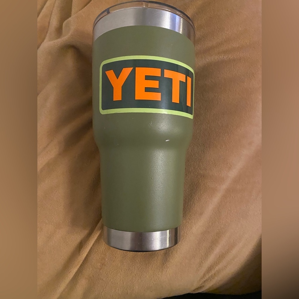 Used Greenland (olive green) Yeti 30oz rambler with mag slide lid